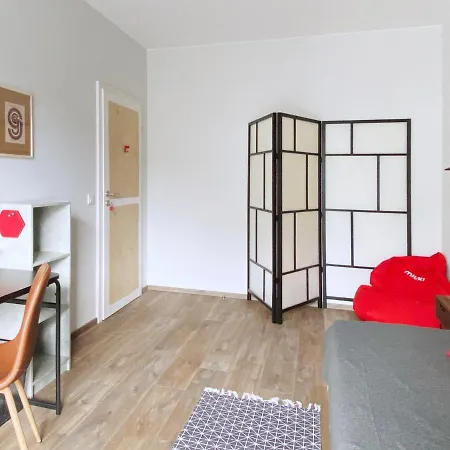 3 Kolory - W Mieszkaniu Wspoldzielonym Warsaw