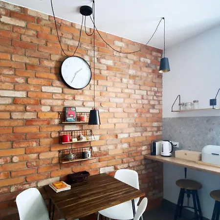 3 Kolory - W Mieszkaniu Wspoldzielonym * Varşova